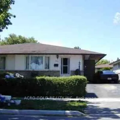 96,&nbsp;Archdekin, Madoc, Brampton