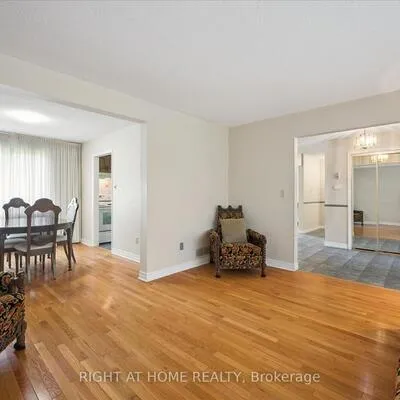 37,&nbsp;Moffatt, Fletcher's West, Brampton