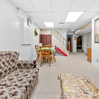 39,&nbsp;Danesbury, Southgate, Brampton