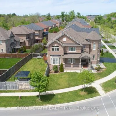 4,&nbsp;Berkwood, Credit Valley, Brampton