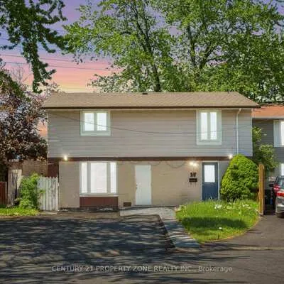 17,&nbsp;Hillbank, Central Park, Brampton