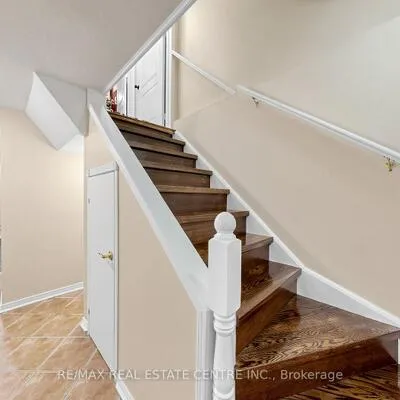 72,&nbsp;Tiller, Fletcher's Creek Village, Brampton