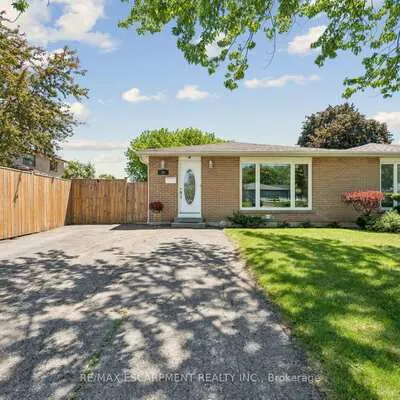 29,&nbsp;Deeside, Southgate, Brampton