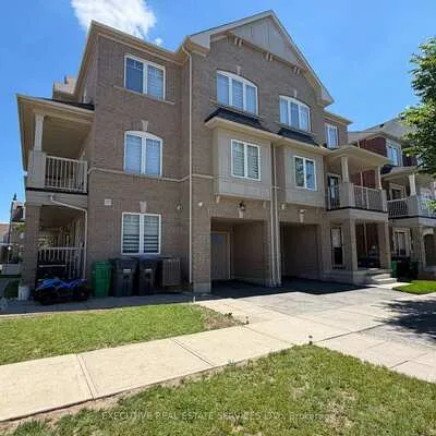 13,&nbsp;Golden Springs, Northwest Brampton, Brampton