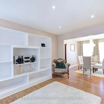 33,&nbsp;Corkett, Northwood Park, Brampton