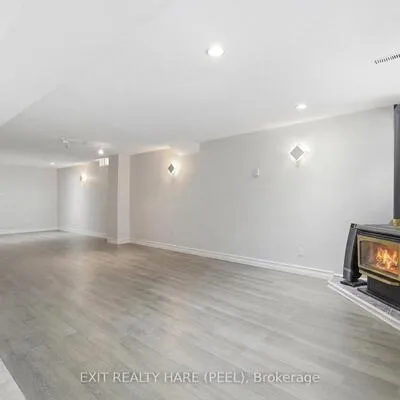14,&nbsp;Warrington, Fletcher's Creek South, Brampton