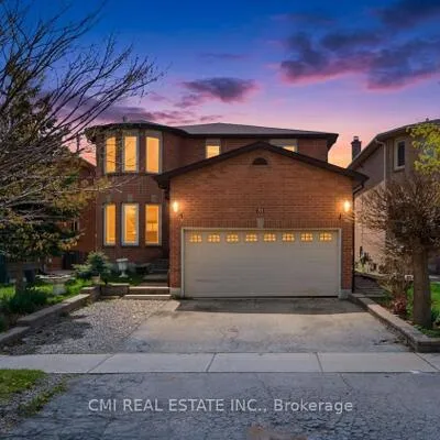 31,&nbsp;Castlehill, Northwood Park, Brampton