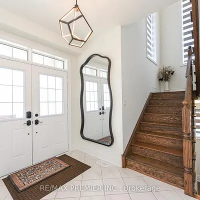 215,&nbsp;Hayrake, Snelgrove, Brampton