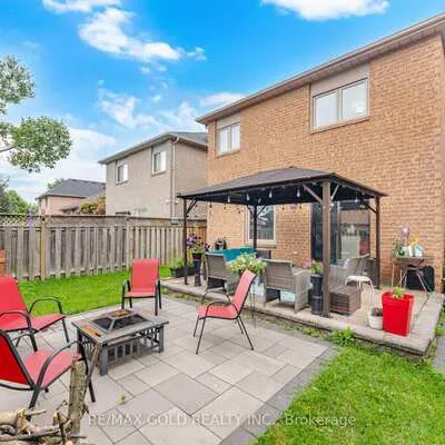 143,&nbsp;Royal Orchard, Brampton West, Brampton