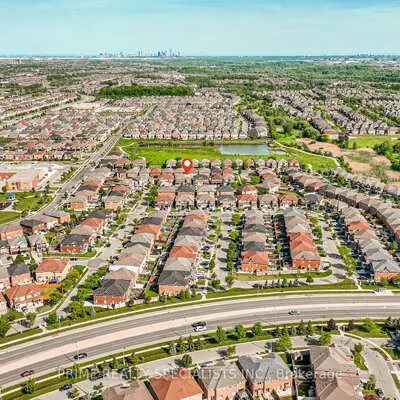 11,&nbsp;Commodore, Credit Valley, Brampton