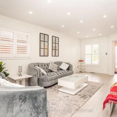 31,&nbsp;Colleyville, Snelgrove, Brampton