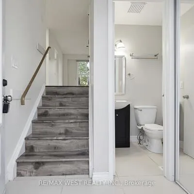 24,&nbsp;Primrose, Heart Lake West, Brampton