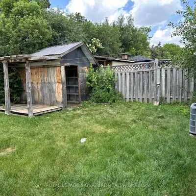 37,&nbsp;Flamingo, Southgate, Brampton