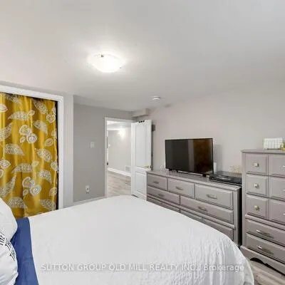 19,&nbsp;Ascot, Avondale, Brampton