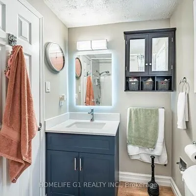 48,&nbsp;Thatcher, Heart Lake West, Brampton