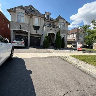 4,&nbsp;Burlwood, Vales of Castlemore, Brampton