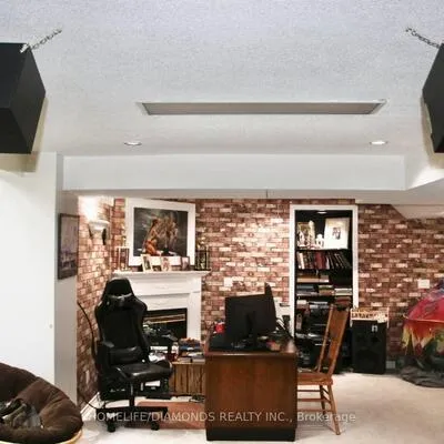 186,&nbsp;FERNFOREST, Sandringham-Wellington, Brampton