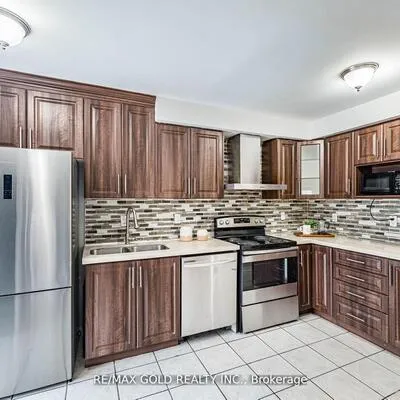 33,&nbsp;Fiddleneck, Sandringham-Wellington, Brampton