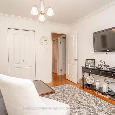 37,&nbsp;Devonshire, Southgate, Brampton