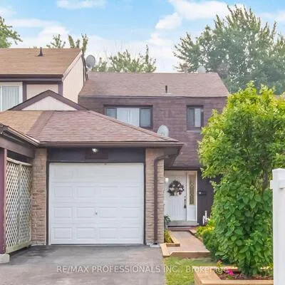 22,&nbsp;Pontiac, Heart Lake West, Brampton