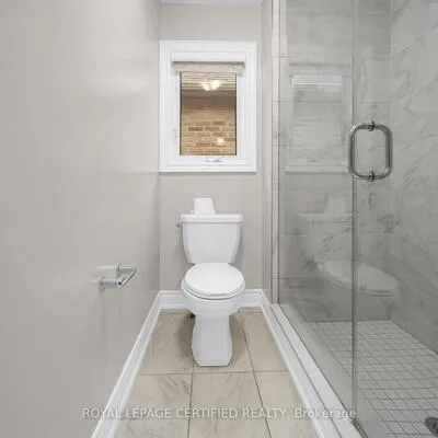 18,&nbsp;Vineyard, Bram West, Brampton