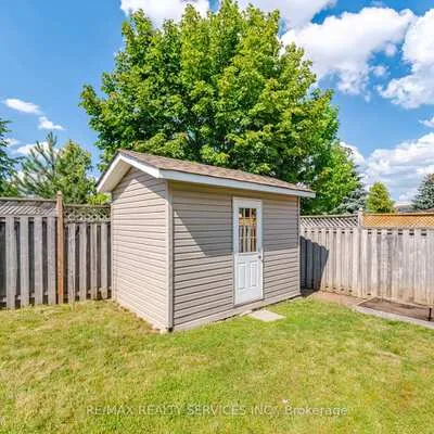 35,&nbsp;Glenmanor, Heart Lake West, Brampton