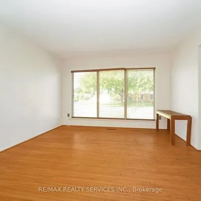 79,&nbsp;Cloverdale, Avondale, Brampton