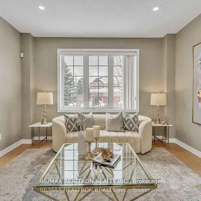 12,&nbsp;Edgevalley, Bram East, Brampton