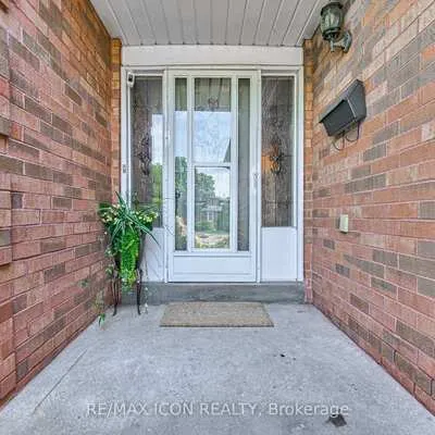 15,&nbsp;Hall, Northwood Park, Brampton