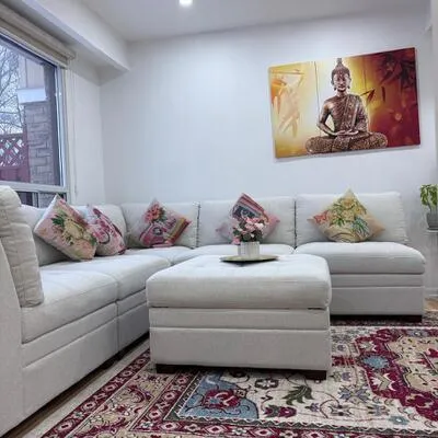 244,&nbsp;Royal Salisbury, Madoc, Brampton