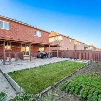 24,&nbsp;Whitehouse, Bram East, Brampton