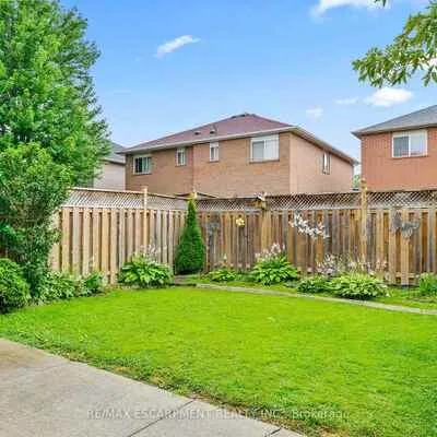 16,&nbsp;Whiteface, Fletcher's Meadow, Brampton