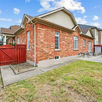 10,&nbsp;Leparc, Vales of Castlemore North, Brampton