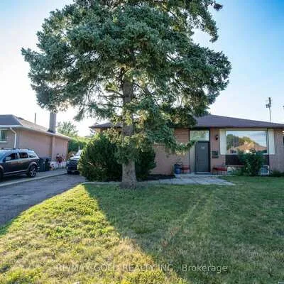 12,&nbsp;Alexandria, Avondale, Brampton