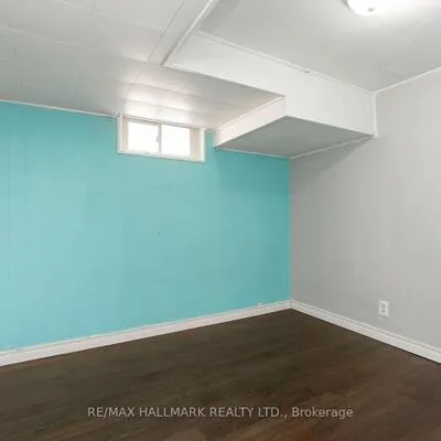 26,&nbsp;Flowertown, Northwood Park, Brampton