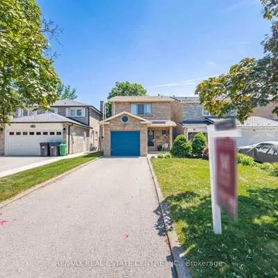 92,&nbsp;Nanport, Westgate, Brampton
