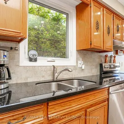 32,&nbsp;Winterfold, Madoc, Brampton