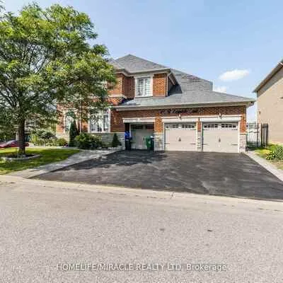 19,&nbsp;Valleyside, Bram East, Brampton