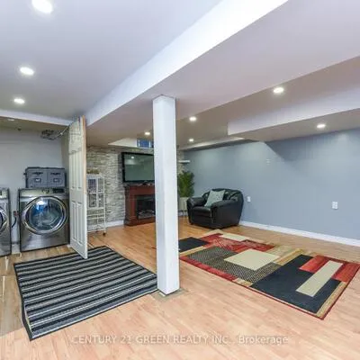 200,&nbsp;Winners, Northwest Sandalwood Parkway, Brampton