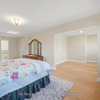 23,&nbsp;Newbury, Westgate, Brampton