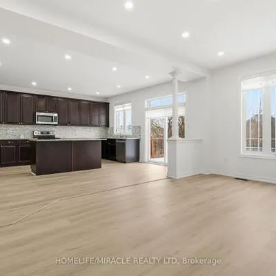 71,&nbsp;Skyvalley, Bram East, Brampton