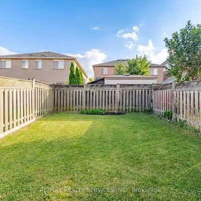 29,&nbsp;Lonestar, Fletcher's Meadow, Brampton