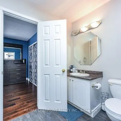 163,&nbsp;Simmons, Madoc, Brampton
