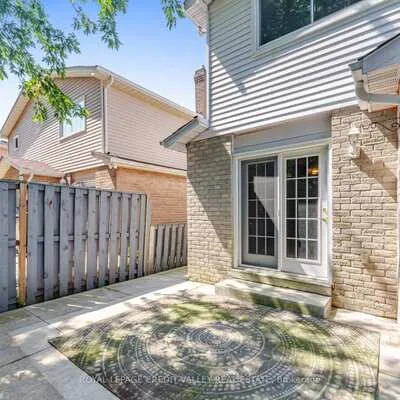 49,&nbsp;Sutter, Brampton West, Brampton
