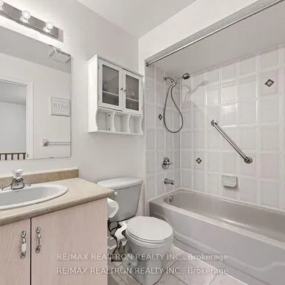 54,&nbsp;Panama, Bram East, Brampton