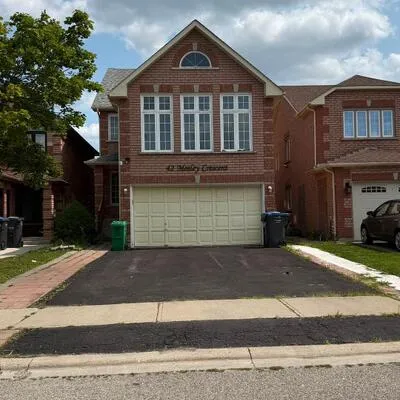 42,&nbsp;Mosley, Fletcher's West, Brampton