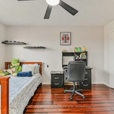 32,&nbsp;Plover, Fletcher's Creek South, Brampton
