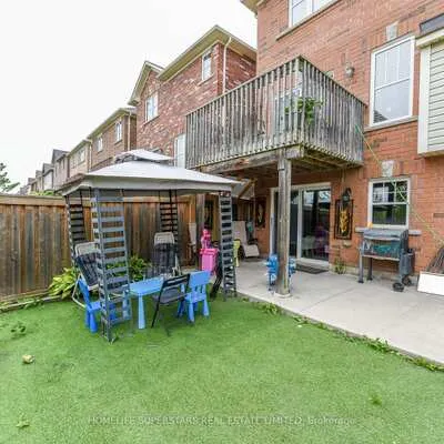 8,&nbsp;Miracle, Northwest Brampton, Brampton