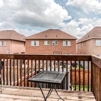 7,&nbsp;Picasso, Bram East, Brampton