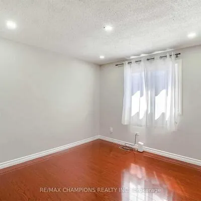 60,&nbsp;Banting, Fletcher's West, Brampton